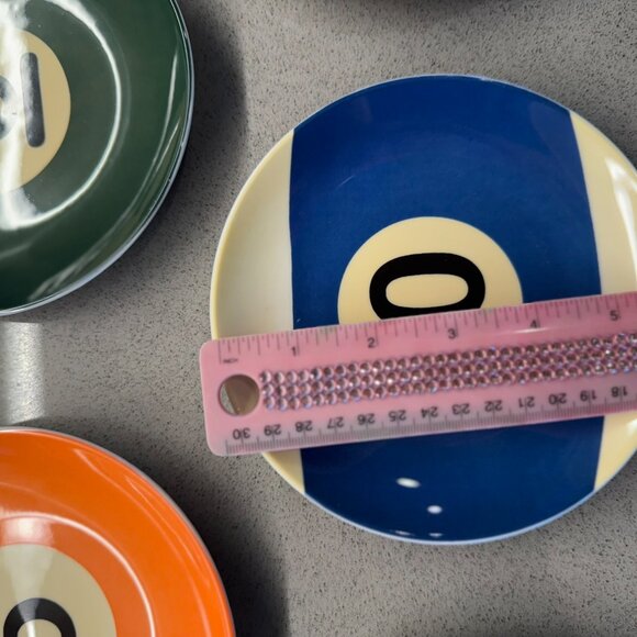 Billiard Pool Ball Decorative Plates β Set of 5 (Missing 8-Ball) - Picture 5 of 6